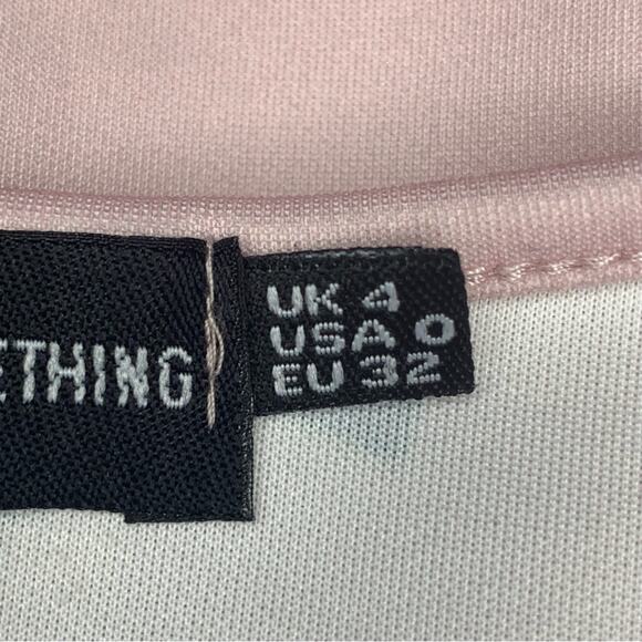 PrettyLittleThings Bodycon Floral Print Ruffles on Top Sleeveless Size 0 - Picture 14 of 16